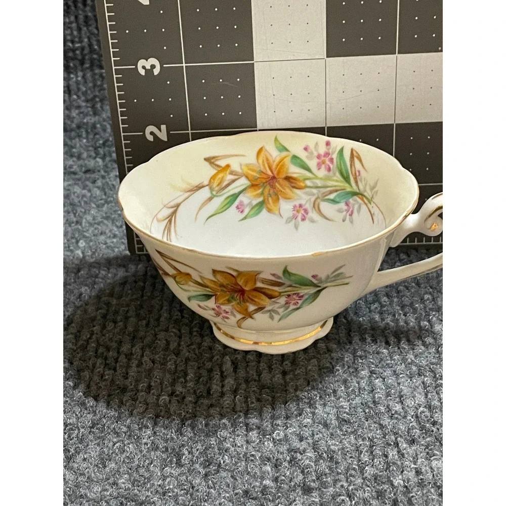 Maruyama vintage porcelain